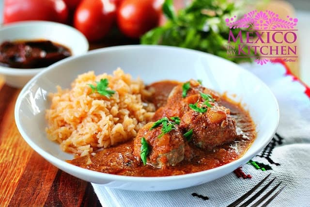 Mexican Chipotle Sauce Meatballs | This dish is easy to make, a traditional Mexican home style meal. 