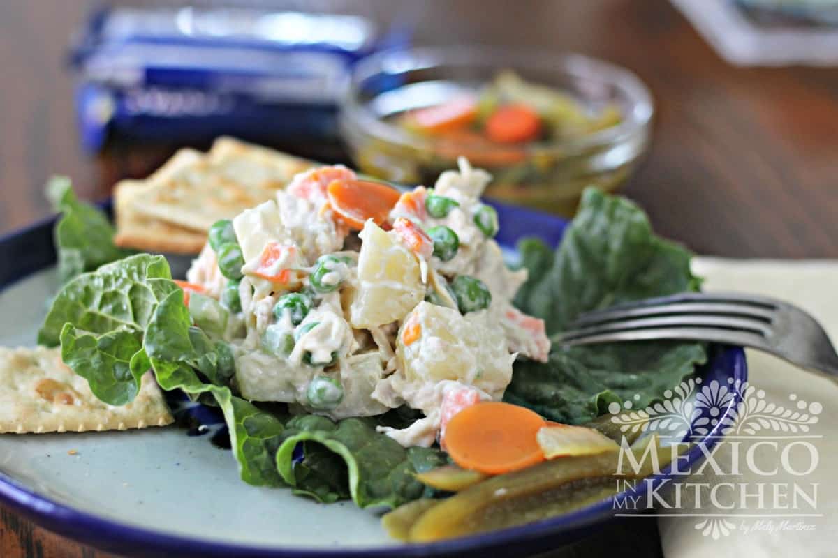 Mexican Chicken Salad | Mexican recipe with carrots, potatoes, peas and mayonnaise. Perfect to eat with saltine crackers, tostadas, sandwiches.