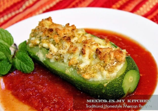 Healthy Mexican Recipes | Stuffed Zucchini 