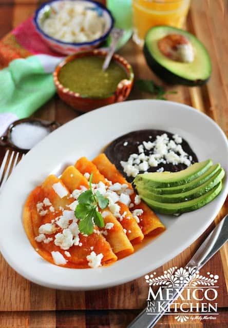 Authentic Mexican Recipes │ Entomatadas