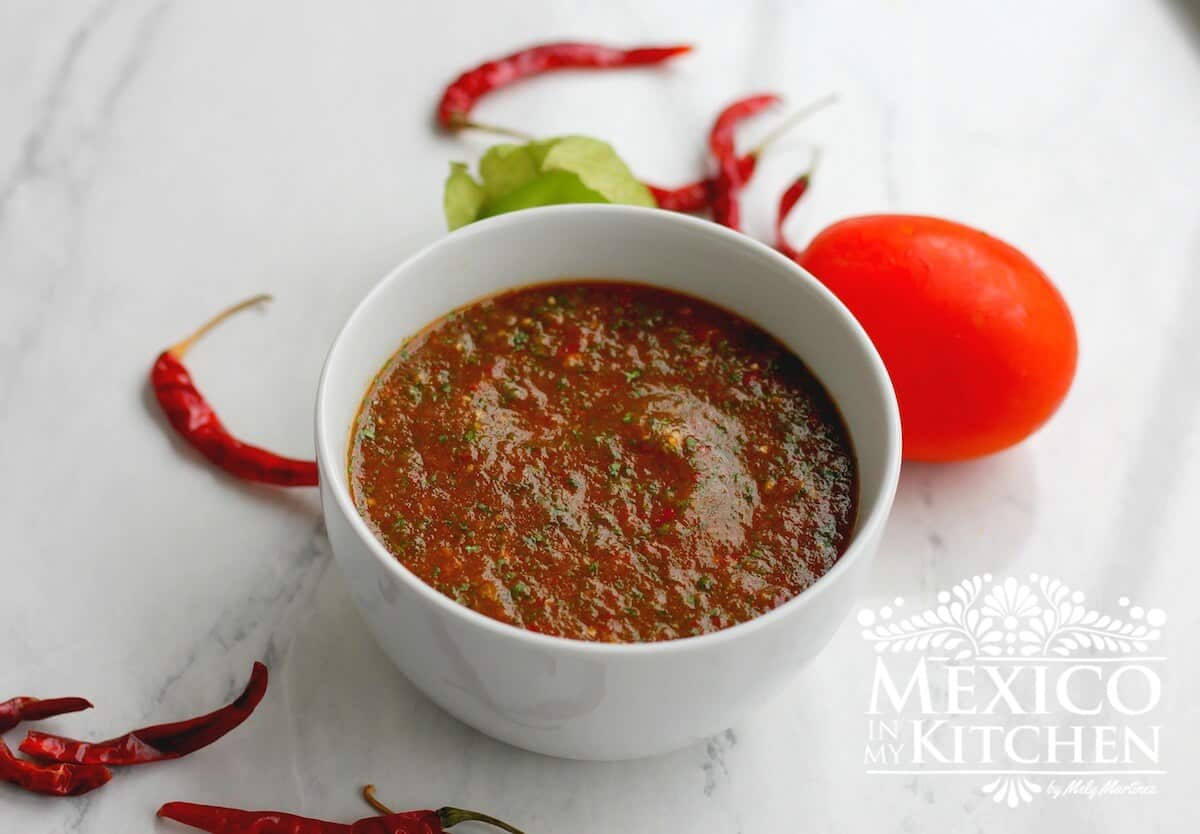 Arbol salsa recipe | Delicious and spicy salsa recipe. Made with tomatoes, tomatillos and Arbol pepper. 