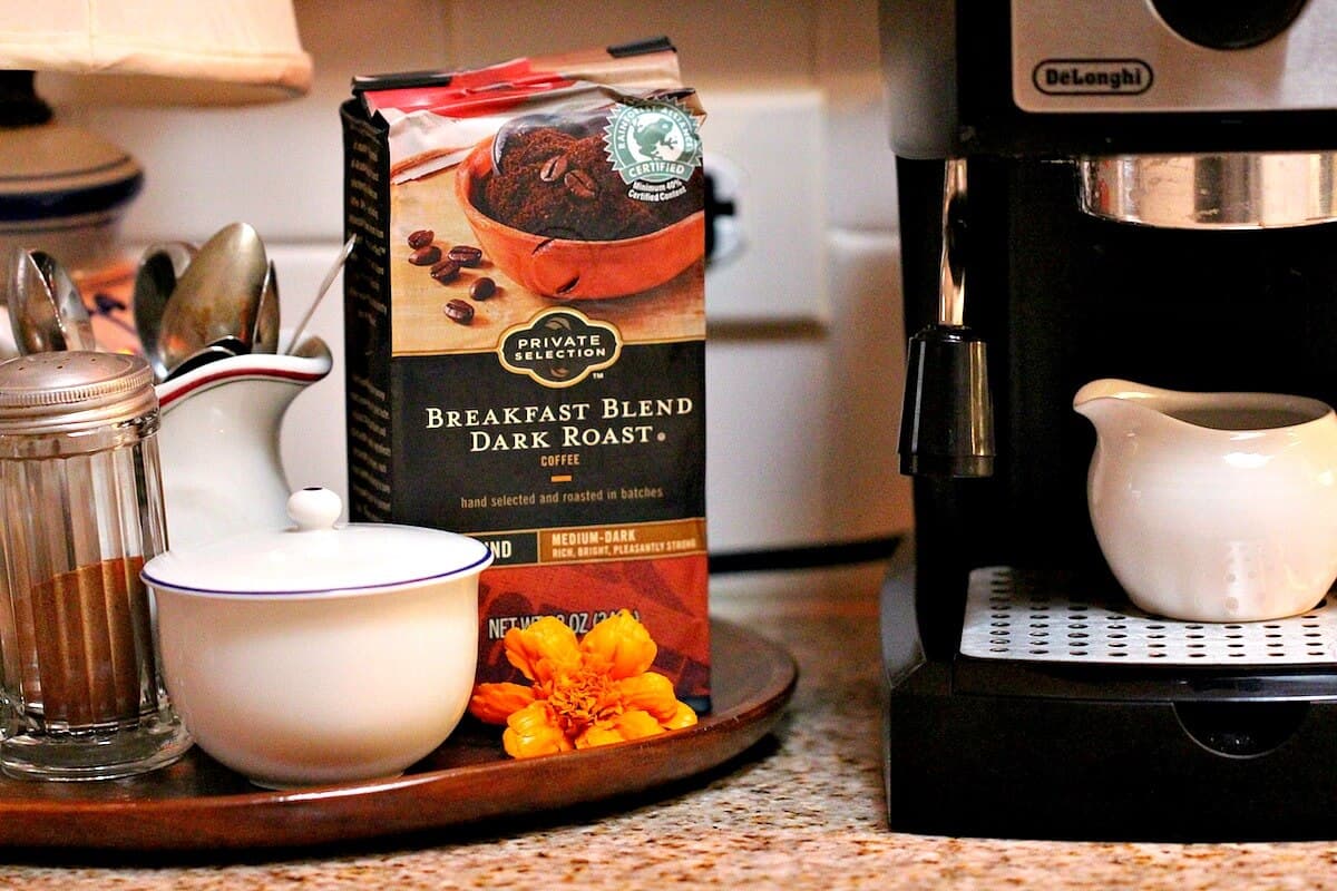 coffee with milk recipe in espresso machine