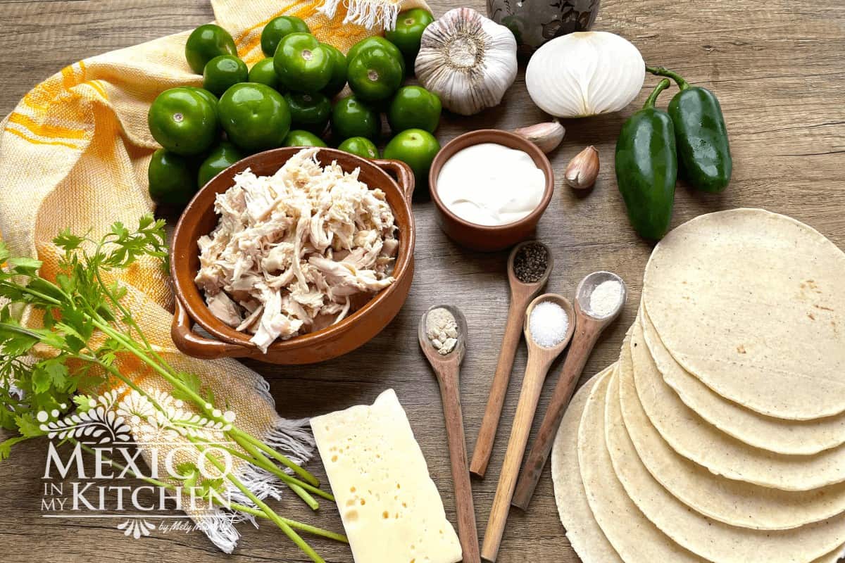 Chicken, corn tortillas, tomatillos and other ingredients