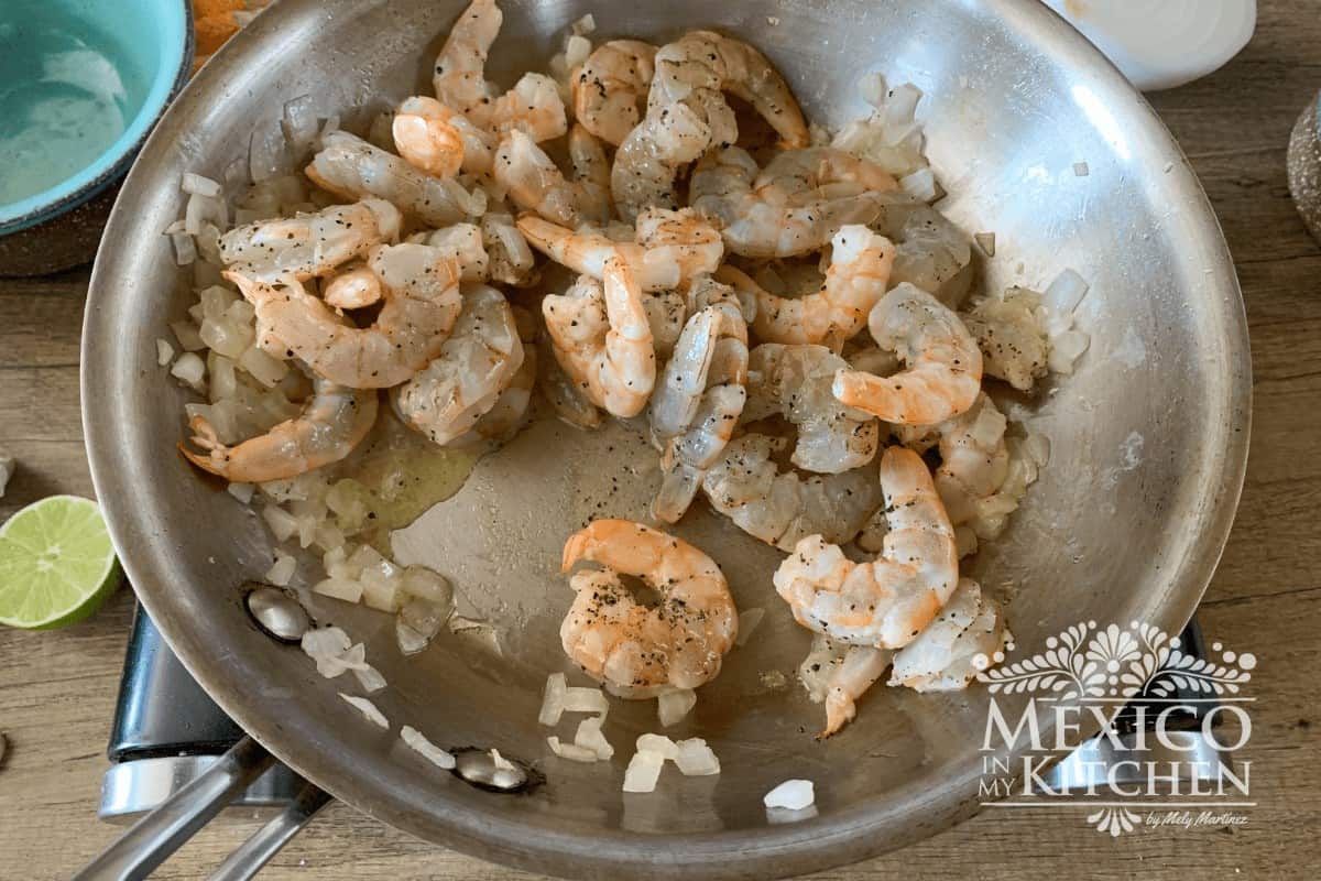 Cooking Shrimp with onions and garlic