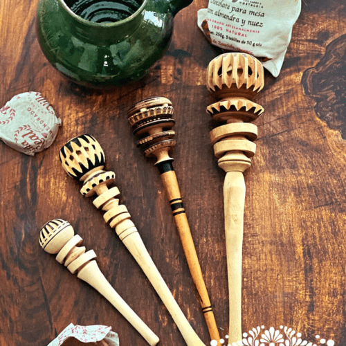 Collection of Mexican cooking utensil "Molinillo"