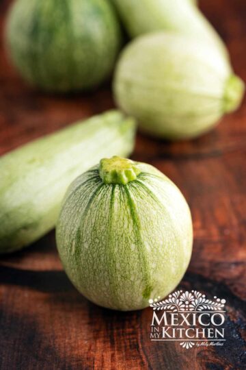 Round calabacitas on display